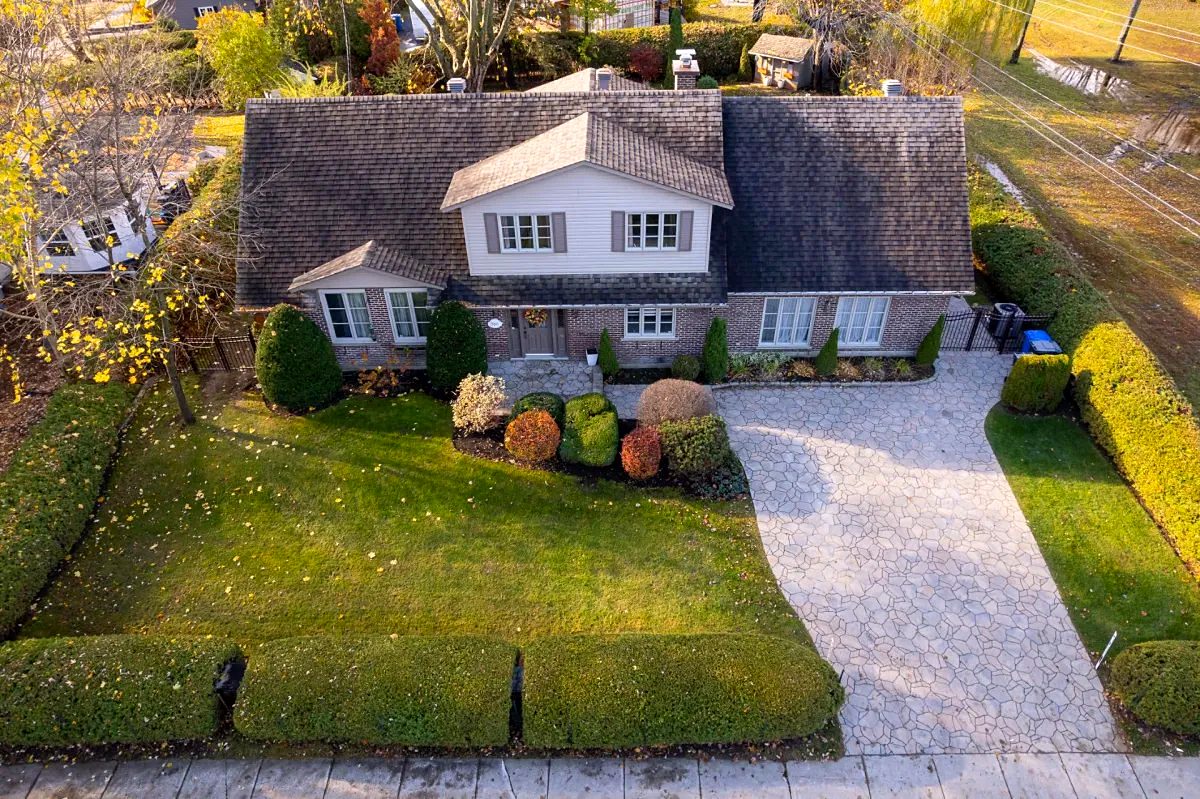 Sainte-Thérèse family residence